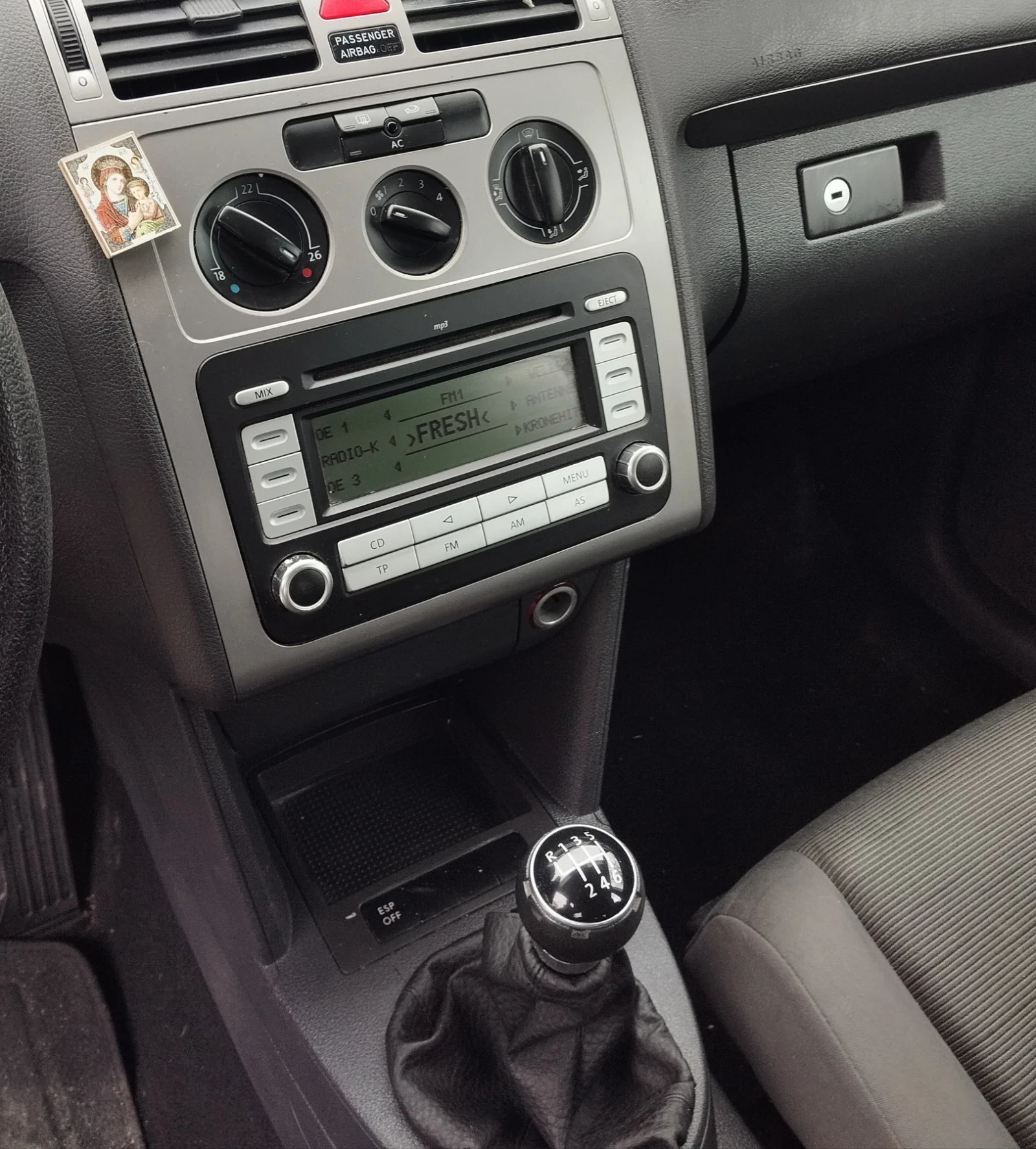 VW Touran 1.9 105 коня 7 местен - изображение 9