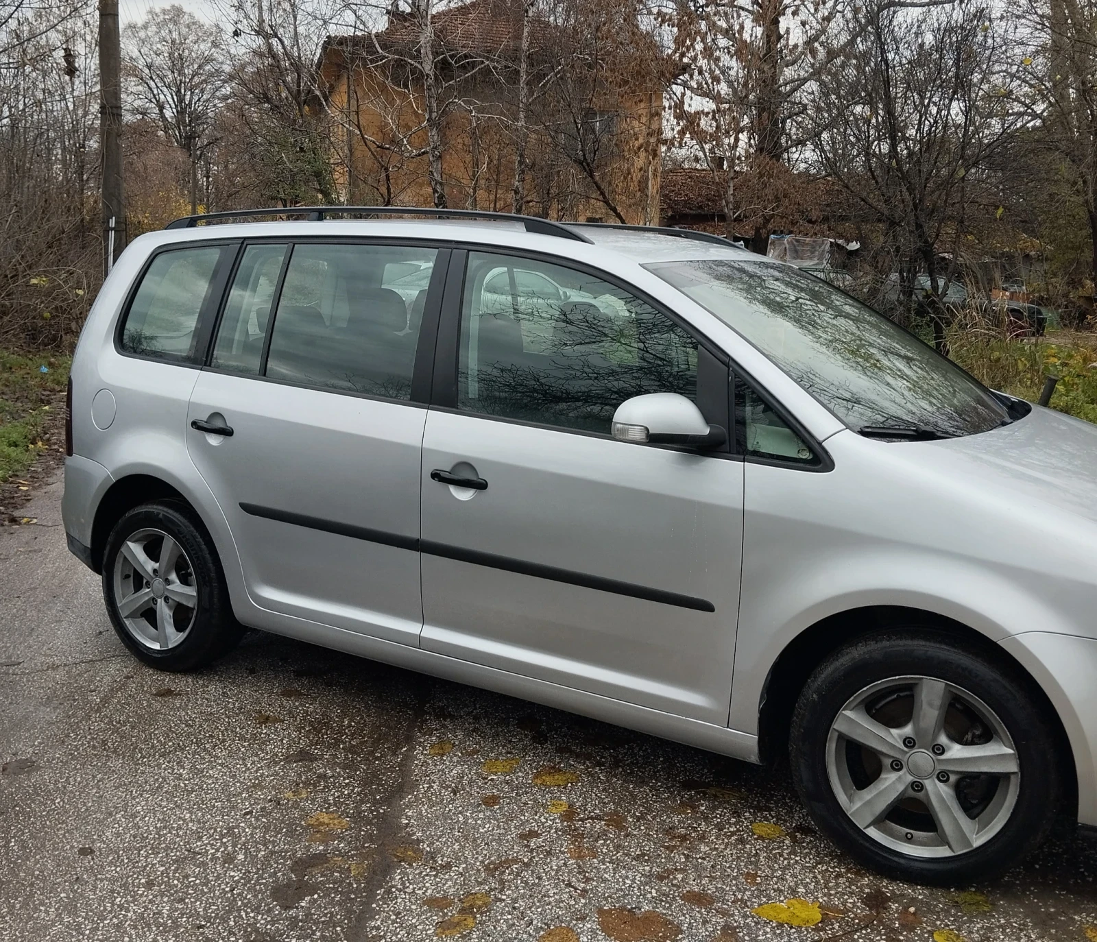 VW Touran 1.9 105 ���� 7 ������ | Mobile.bg � ����������� 12