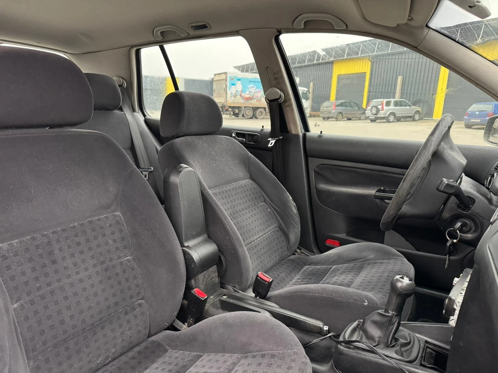 VW Golf 1.9 TDI 105 �.� ��� ����! | Mobile.bg � ����������� 6