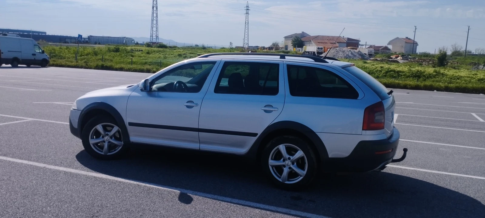 Skoda Octavia Scout 2.0 tdi BMM - изображение 9