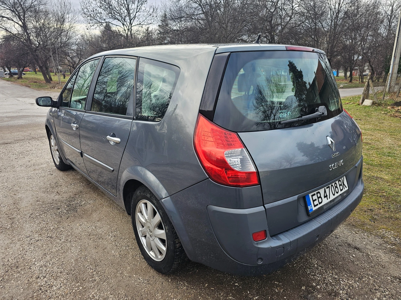 Renault Scenic Фейслифт - изображение 5