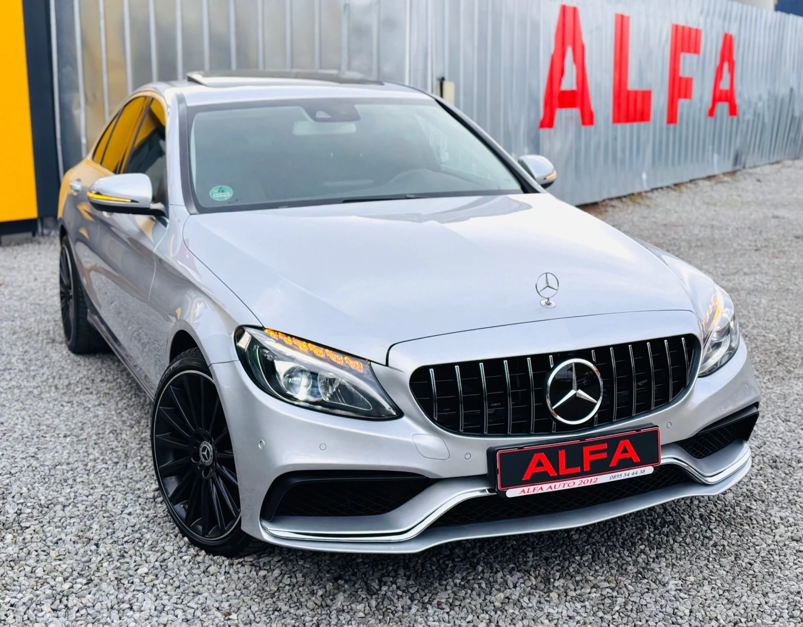 Mercedes-Benz C 220 d/6.3 AMG/V8 TUNING/ПОРЪЧКОВ/ТОП ВИЗИЯ/ВС.ЕКСТРИ// - изображение 4