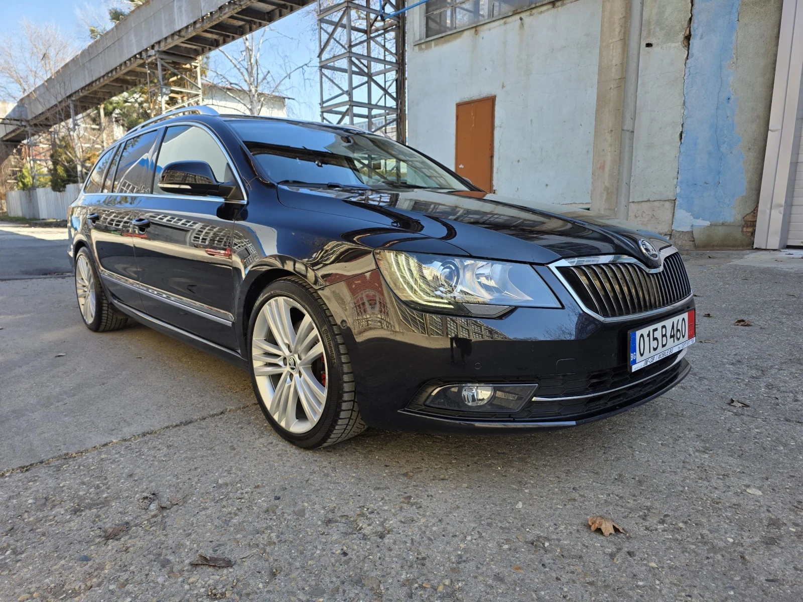 Skoda Superb 2, 0TDI-170kc  4x4 CH - изображение 7
