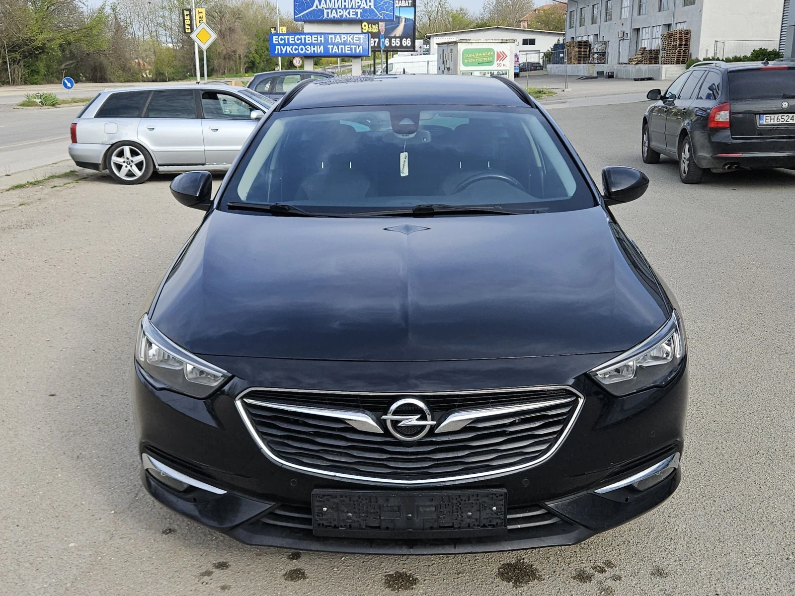Opel Insignia 1.6cdti---navi, снимка 2 - Автомобили и джипове - 53786721