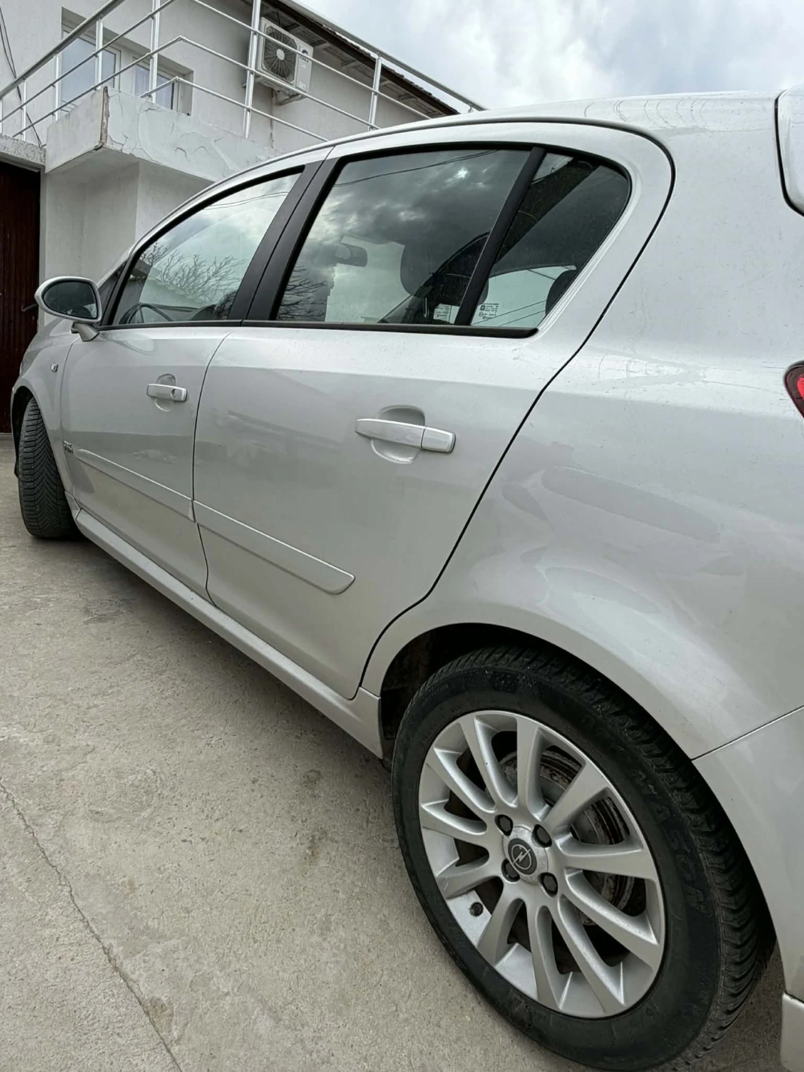Opel Corsa, снимка 5 - Автомобили и джипове - 53913713
