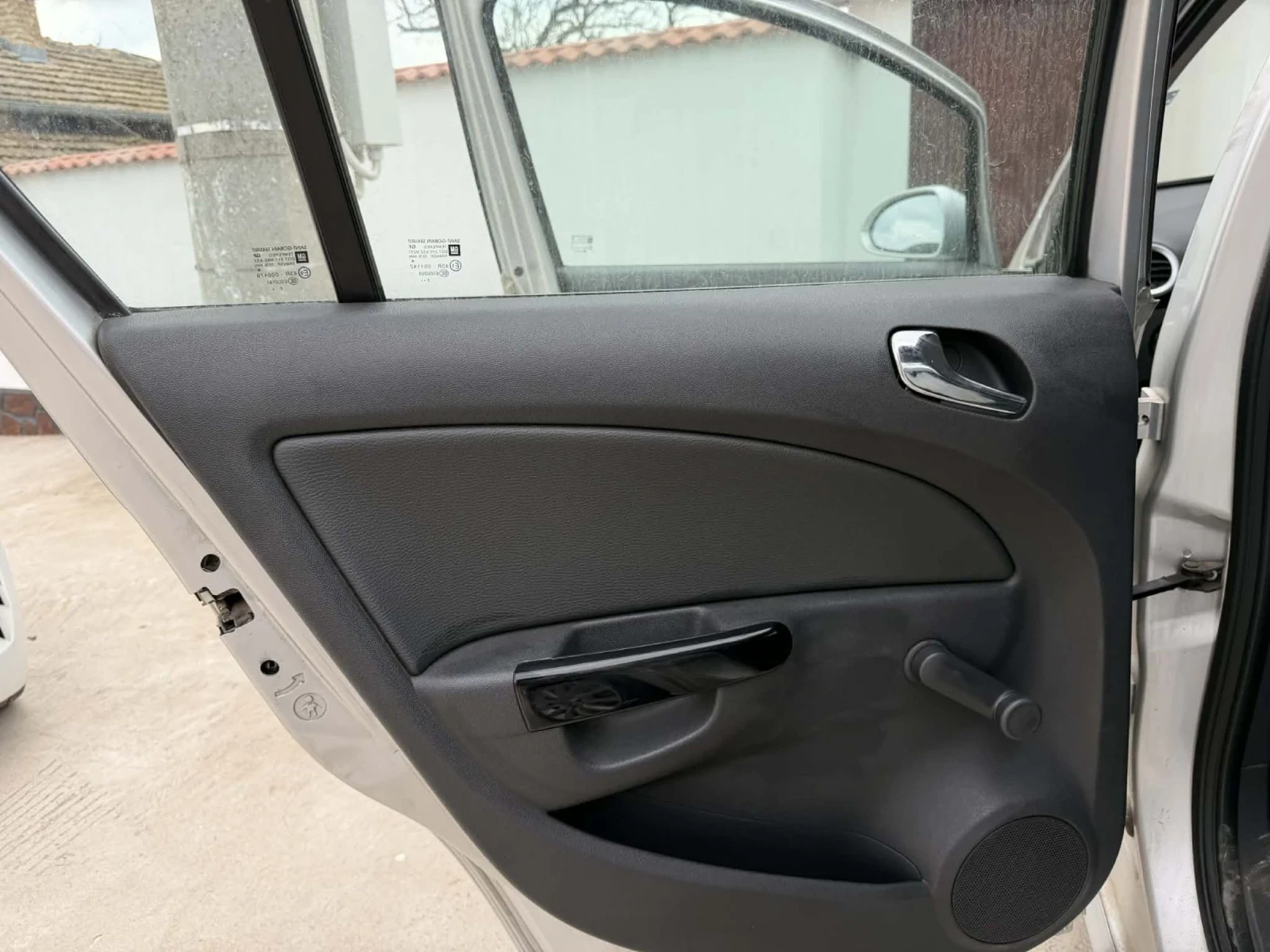 Opel Corsa, снимка 14 - Автомобили и джипове - 53913713