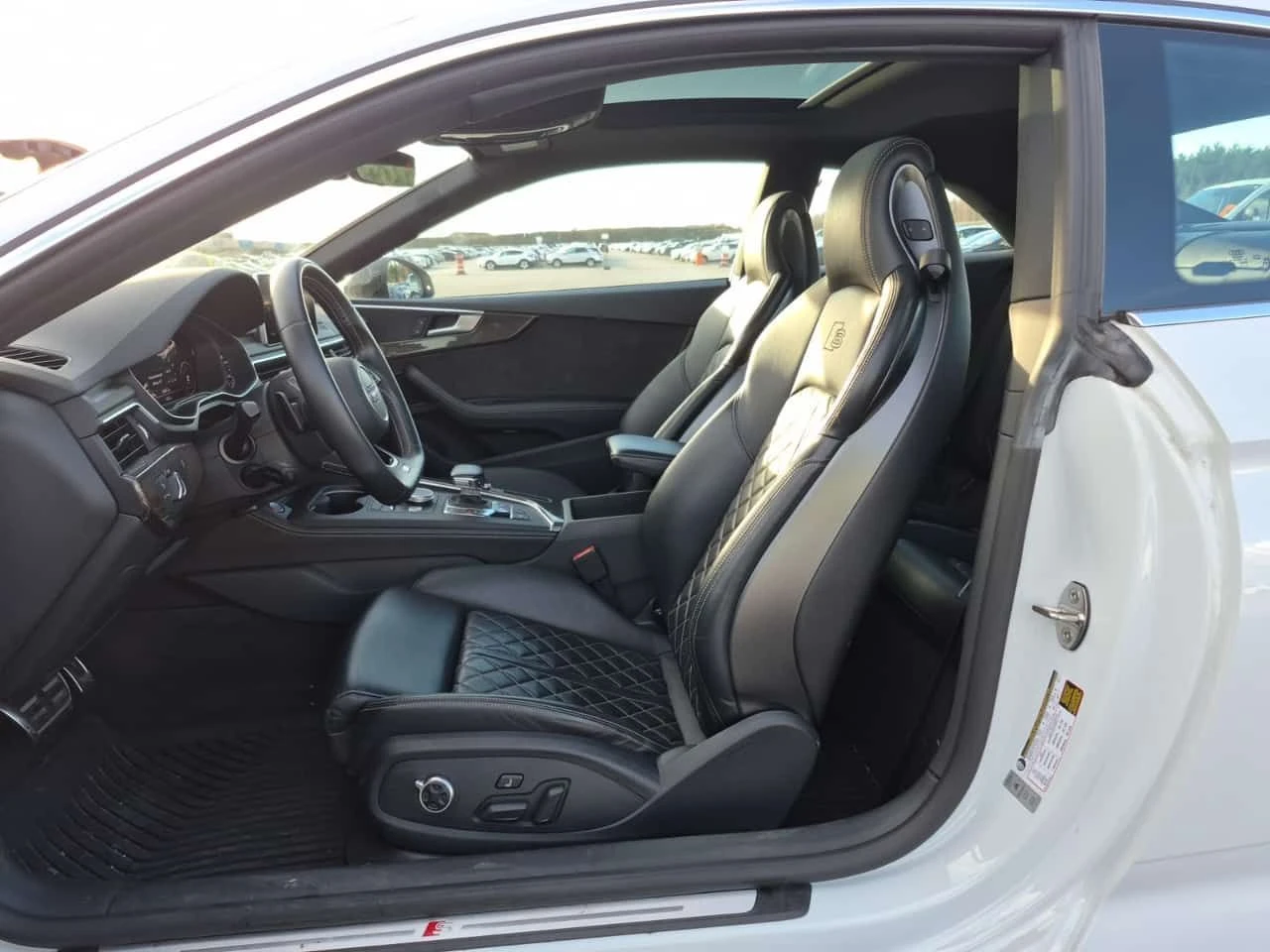 Audi Coupe TECHNIK | ШИБИДАХ | KEYLESS | ПОДГРЕВИ | CARFAX, снимка 5 - Автомобили и джипове - 53928282