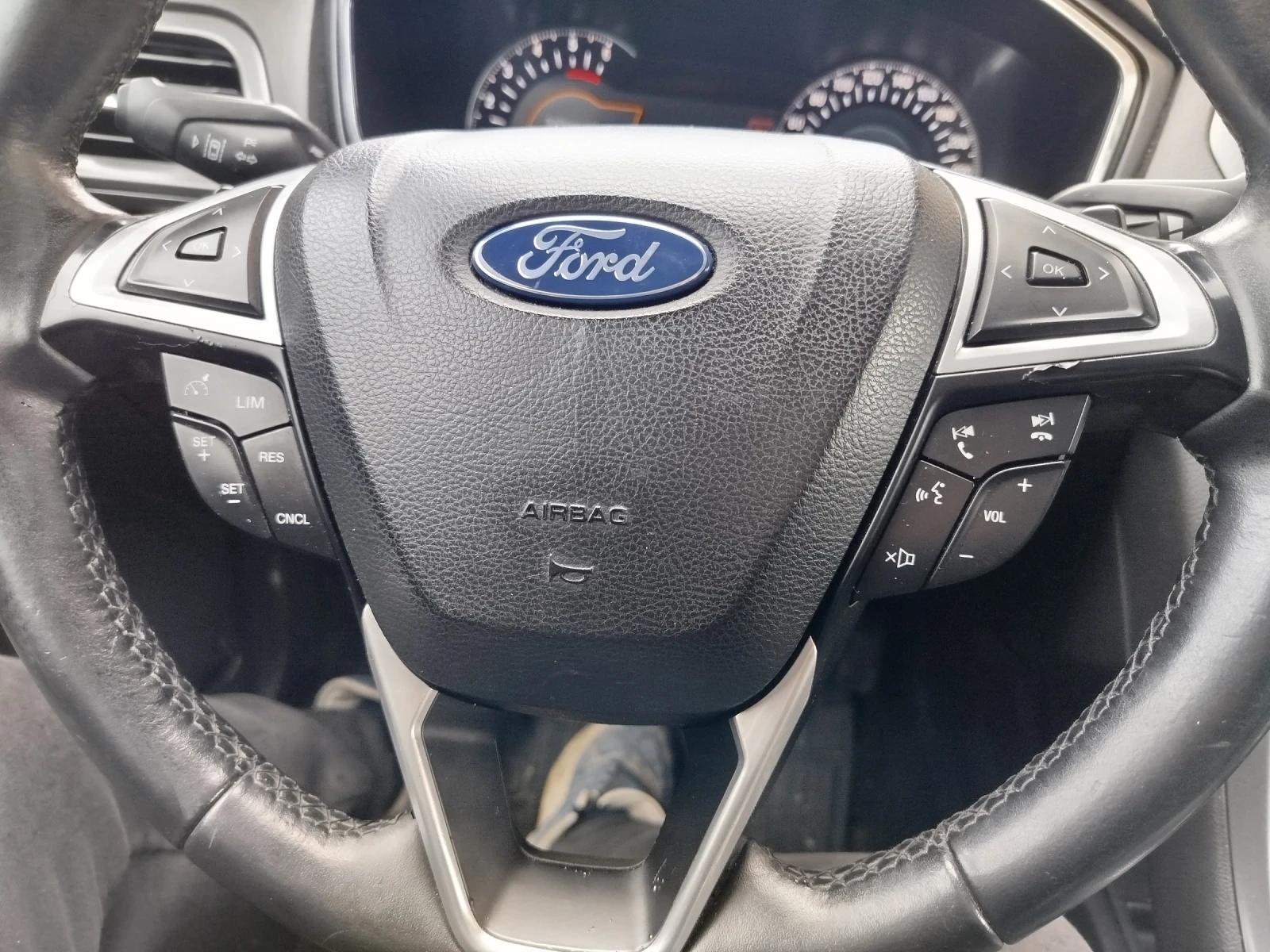 Ford Mondeo Комби, снимка 13 - Автомобили и джипове - 54082658