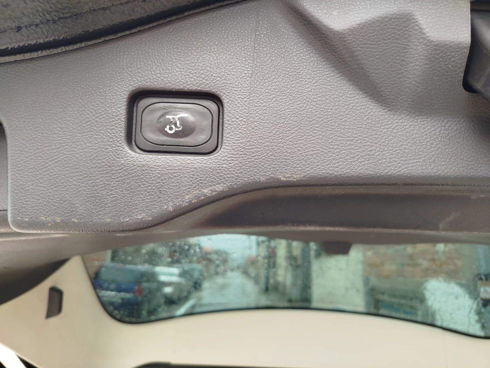 Ford Mondeo Комби, снимка 16 - Автомобили и джипове - 54082658