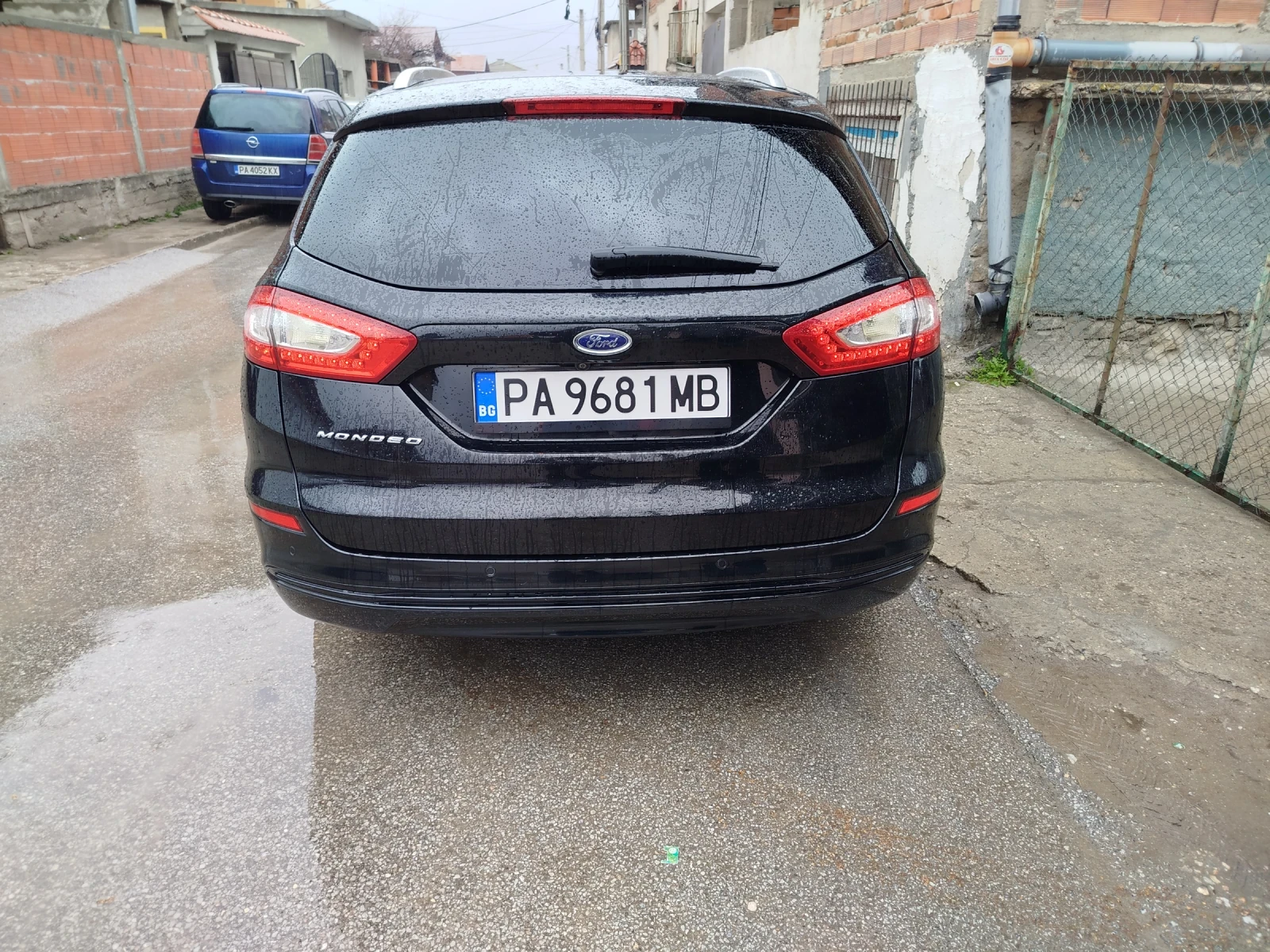 Ford Mondeo Комби, снимка 4 - Автомобили и джипове - 54082658