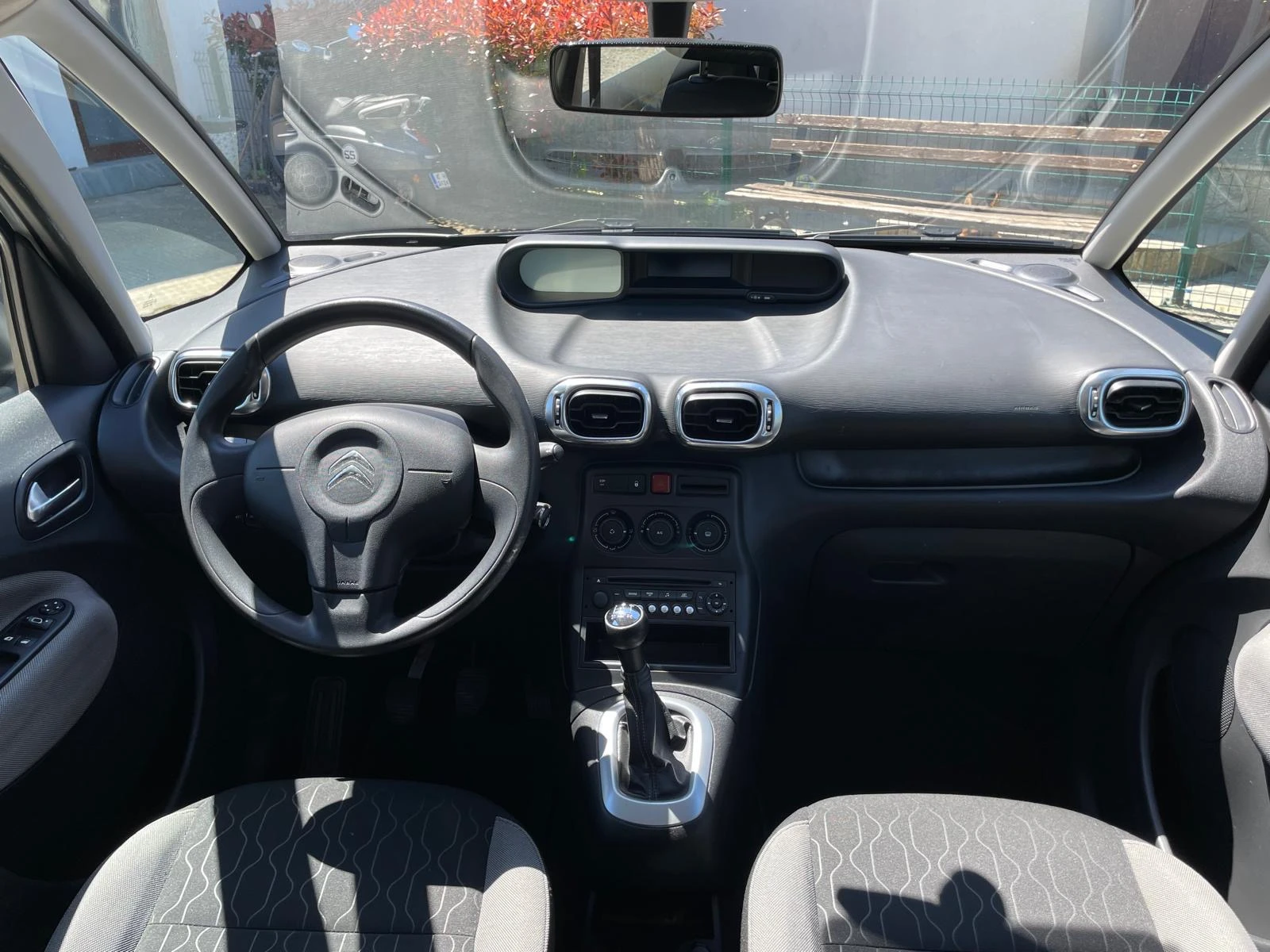Citroen C3 Picasso 1.4i 16V Facelift, снимка 10 - Автомобили и джипове - 54324583