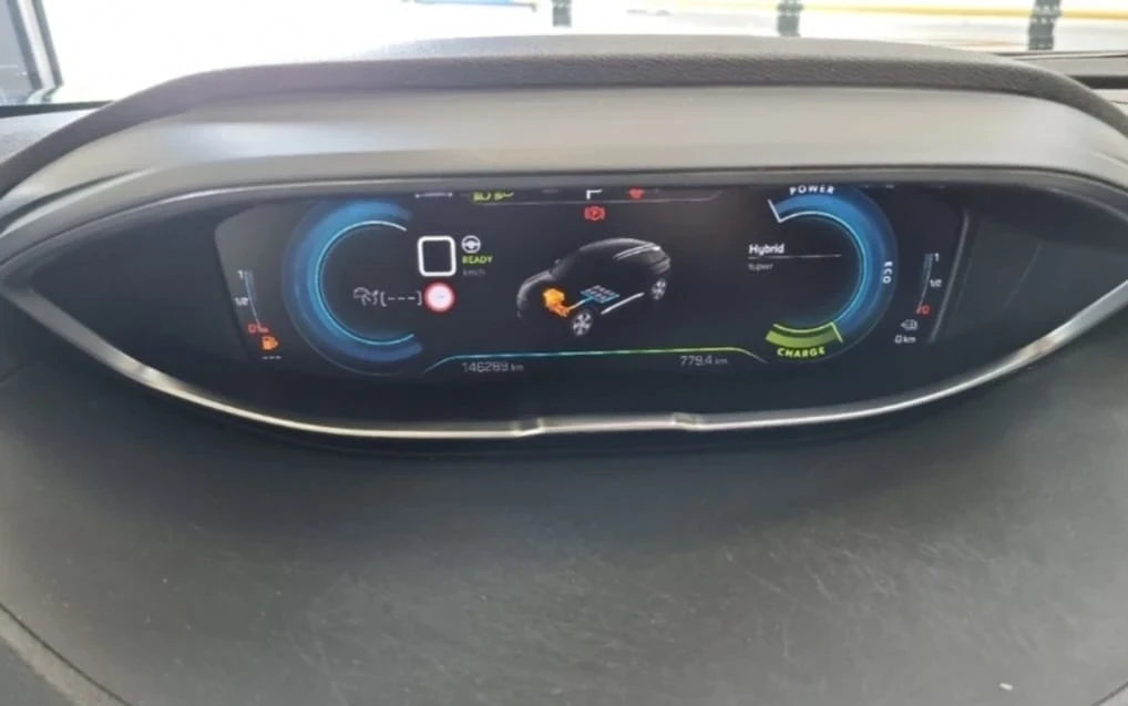 Peugeot 3008 2.5 Duratec PHEV, снимка 11 - Автомобили и джипове - 54389440