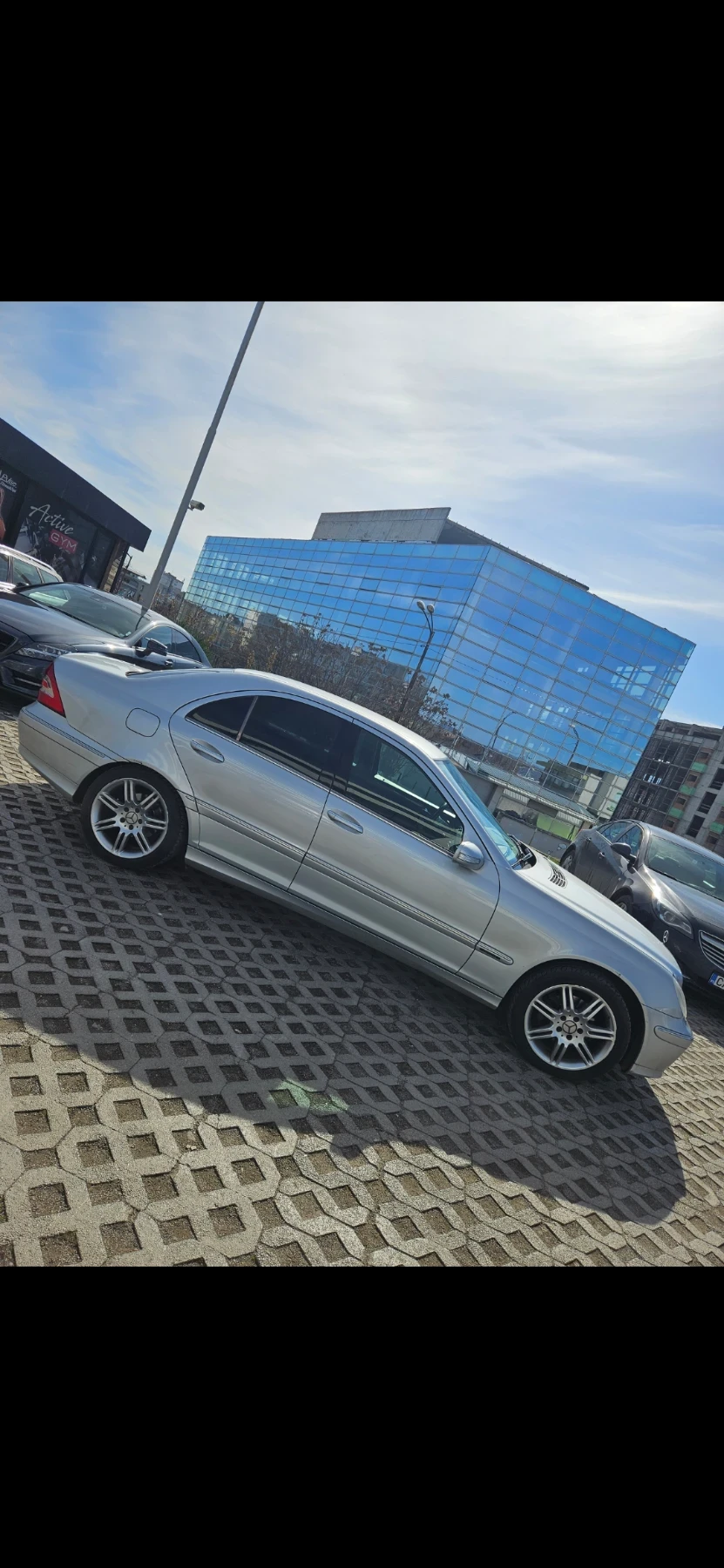 Mercedes-Benz C 220, снимка 5 - Автомобили и джипове - 54546355