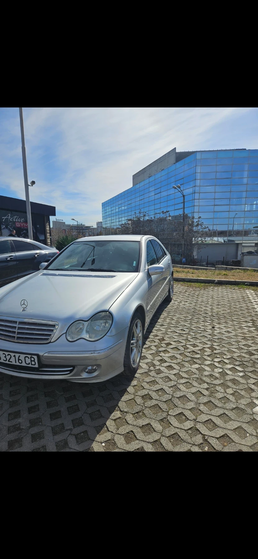 Mercedes-Benz C 220, снимка 2 - Автомобили и джипове - 54546355