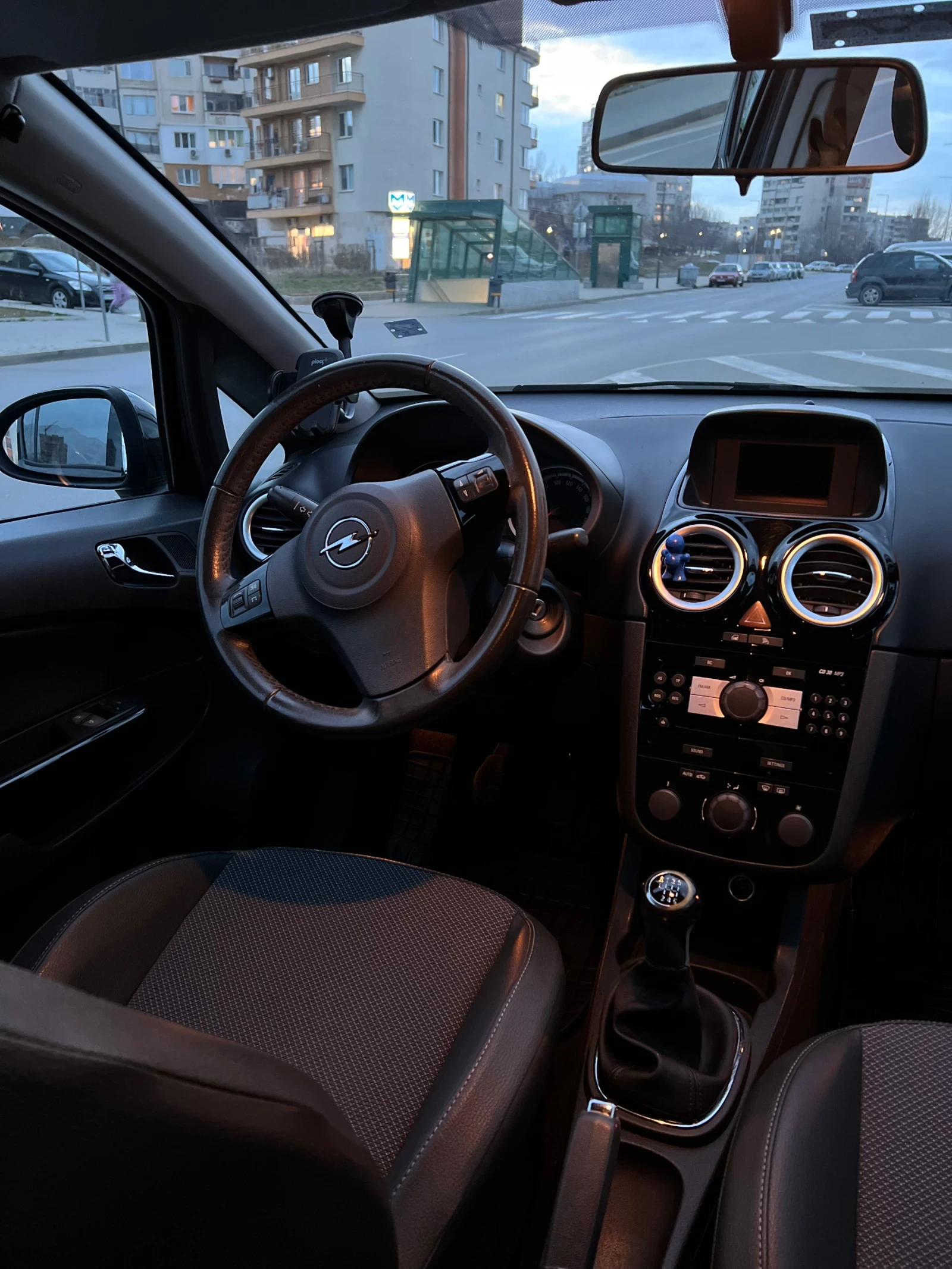 Opel Corsa, снимка 4 - Автомобили и джипове - 54770959