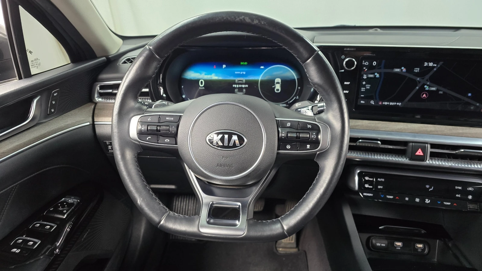 Kia K5 3rd Generation 1.6 Signature, снимка 13 - Автомобили и джипове - 54700065
