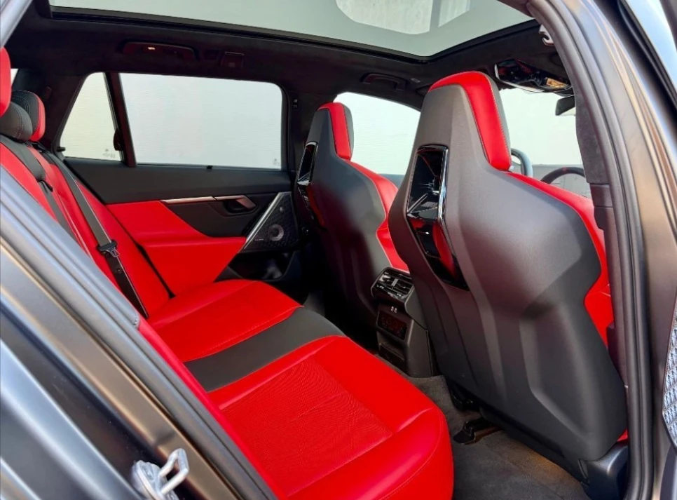 BMW M5 Hybrid Touring 70km Electric Range, снимка 9 - Автомобили и джипове - 54791259