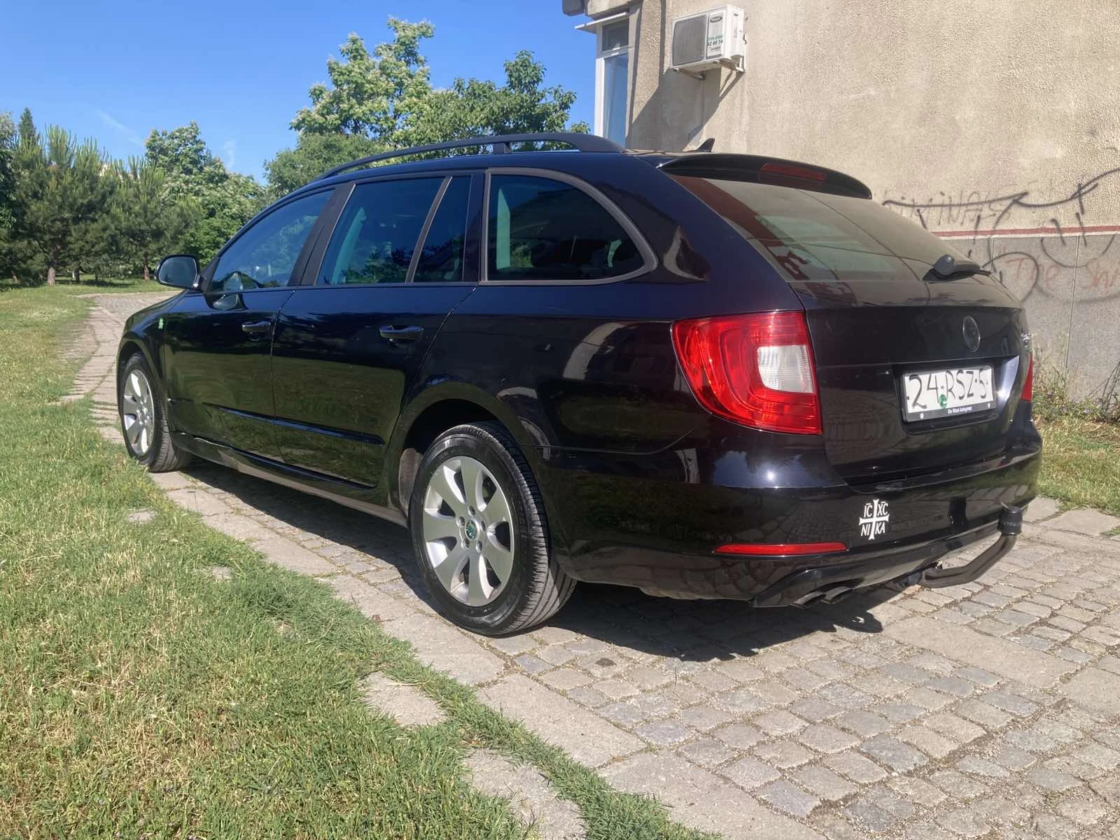 Skoda Superb 1.6TDI Внос Холандия 215хил км, снимка 4 - Автомобили и джипове - 54816724