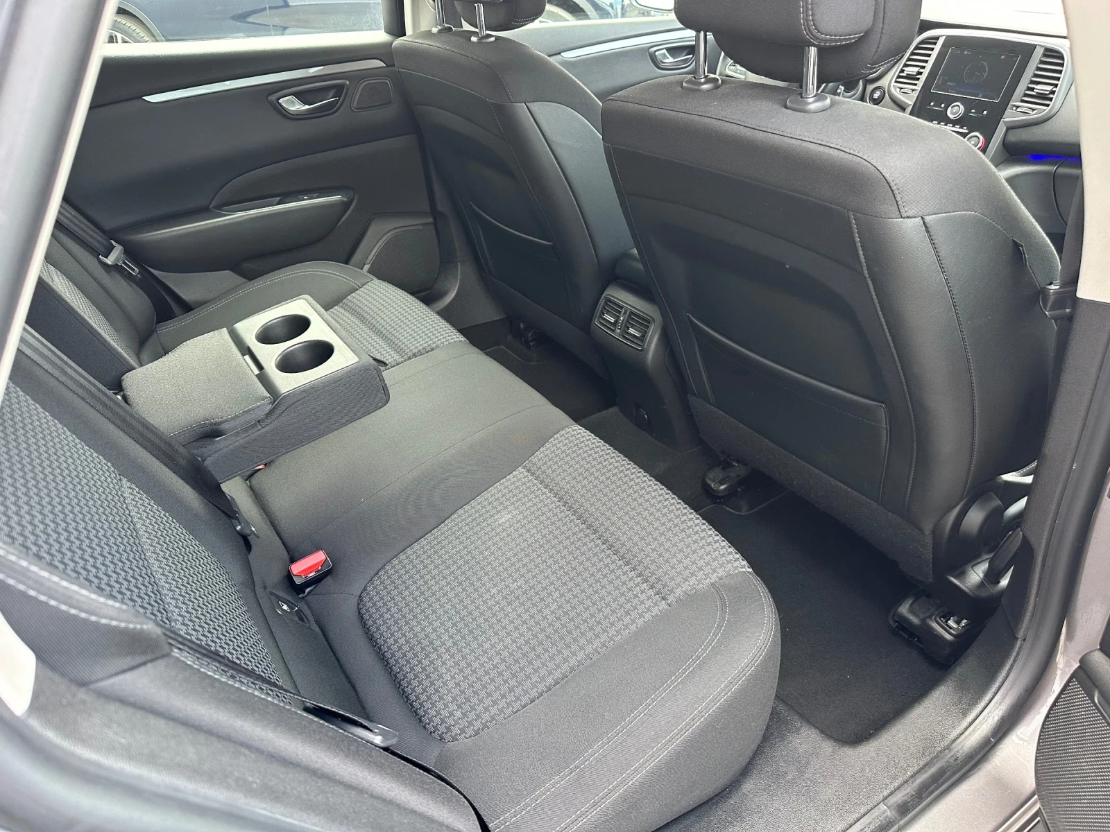 Renault Talisman 2.0d, снимка 9 - Автомобили и джипове - 54869106