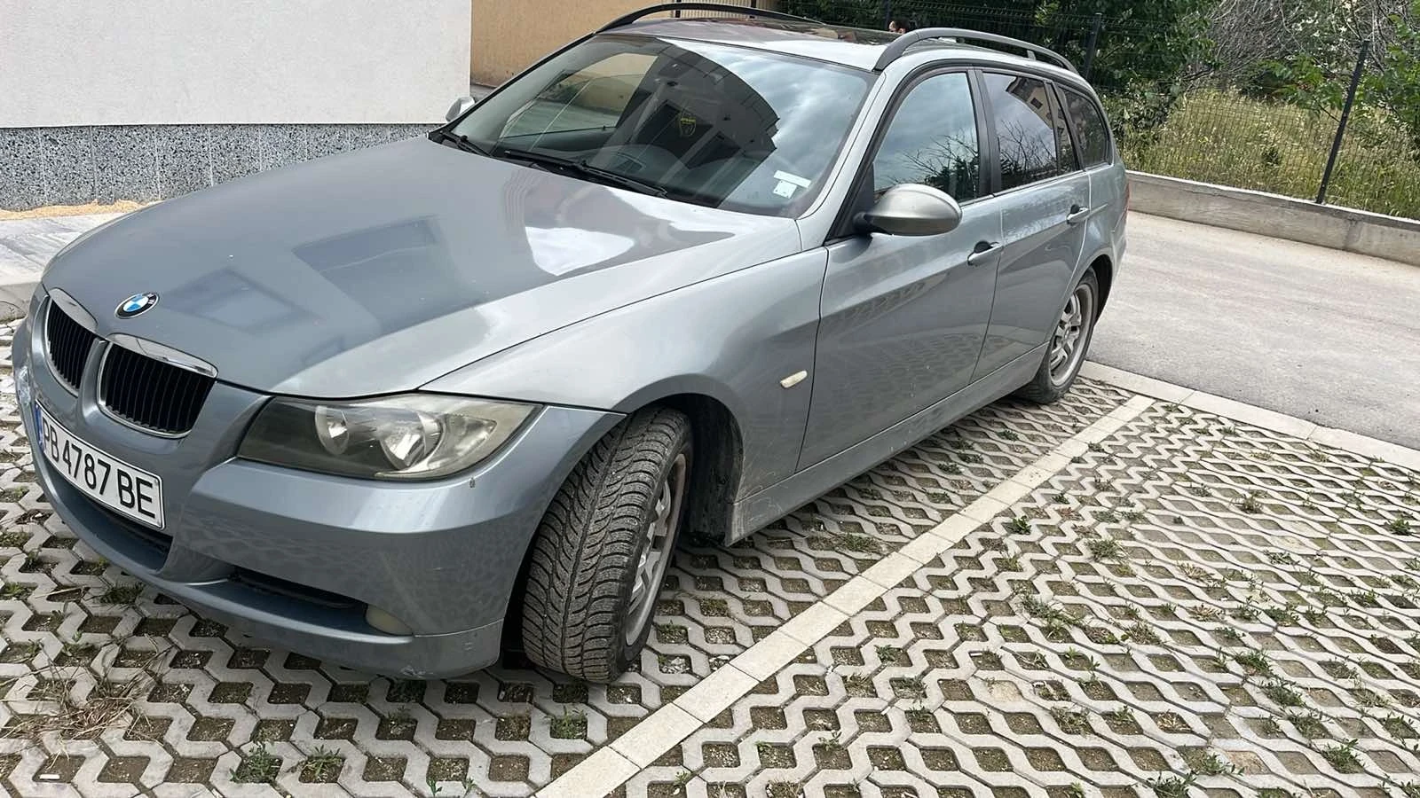 BMW 320