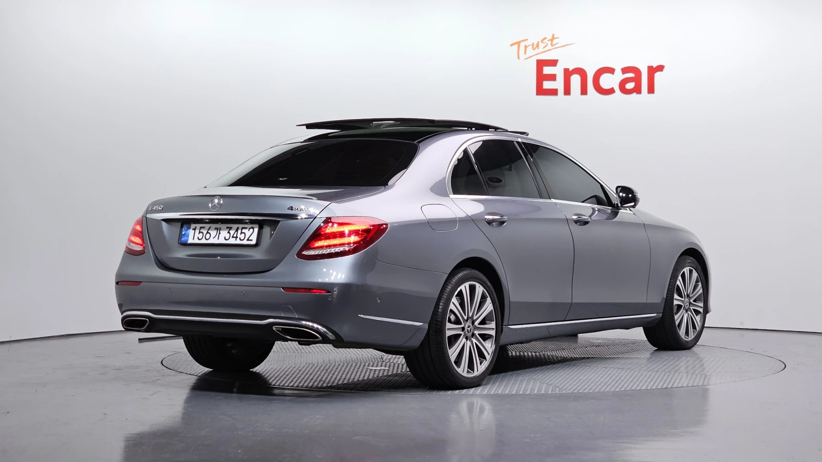 Mercedes-Benz E 450 3.0 4MATIC, FULL, снимка 2 - Автомобили и джипове - 55190631
