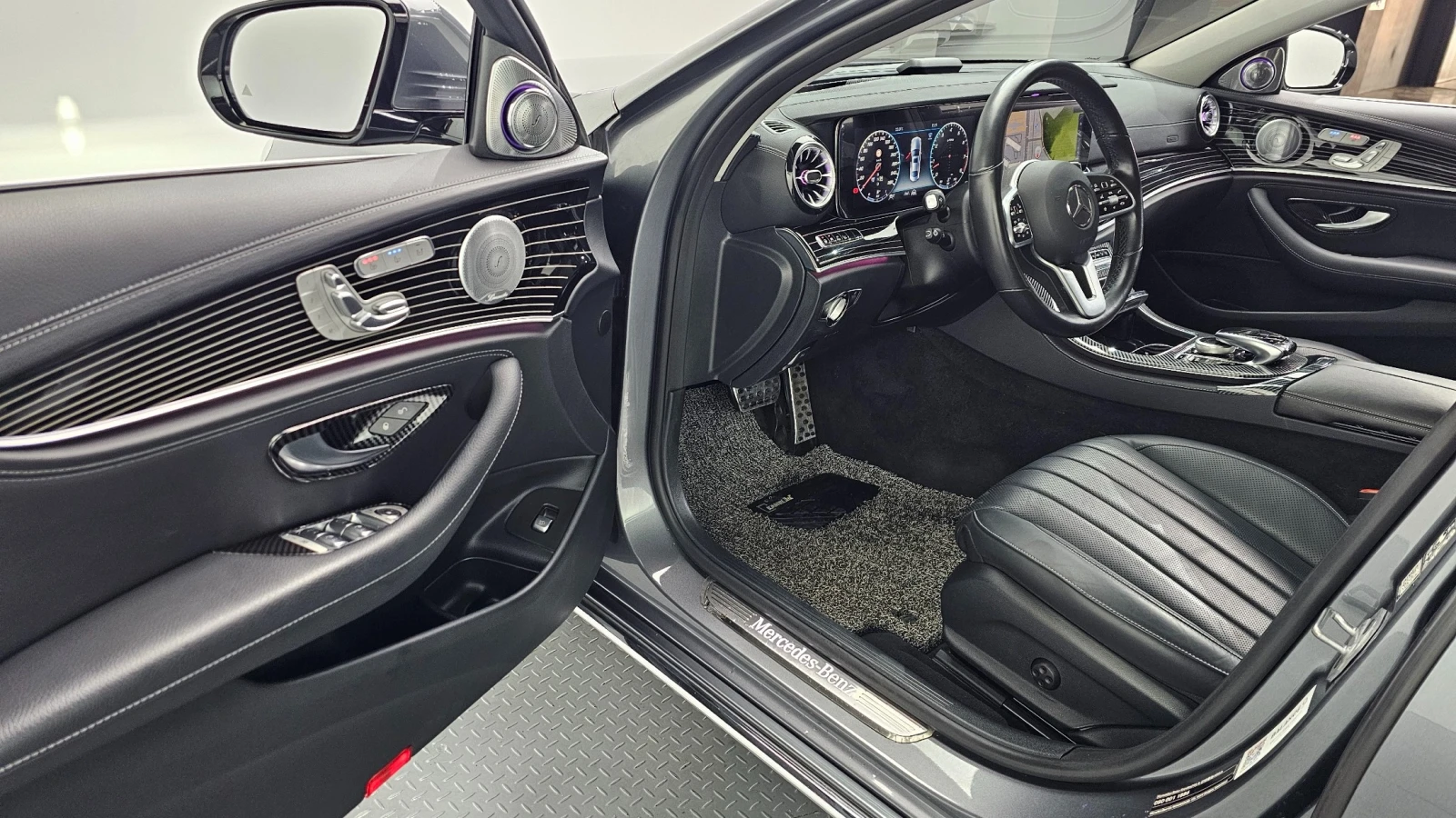 Mercedes-Benz E 450 3.0 4MATIC, FULL, снимка 9 - Автомобили и джипове - 55190631