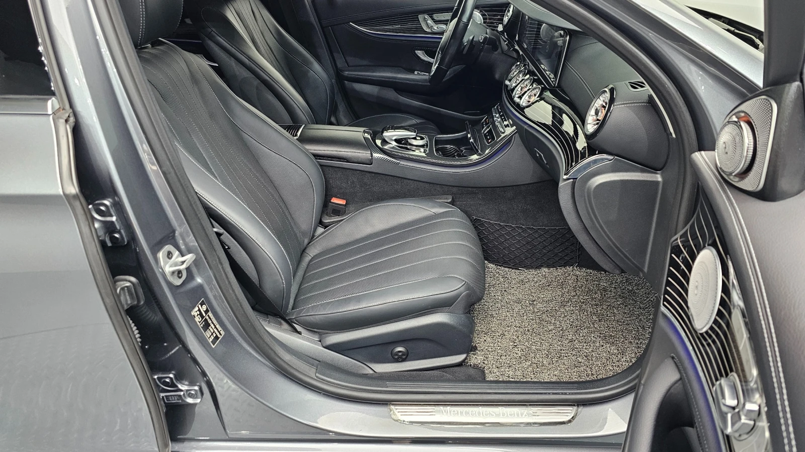 Mercedes-Benz E 450 3.0 4MATIC, FULL, снимка 10 - Автомобили и джипове - 55190631