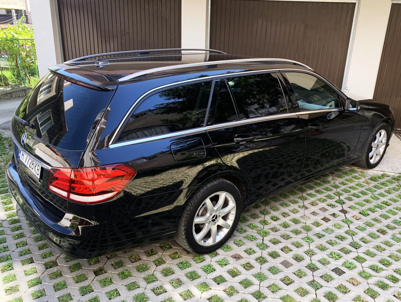 Mercedes-Benz E 220 CDI 136 �.�. AVANTGARD | Mobile.bg � ����������� 10