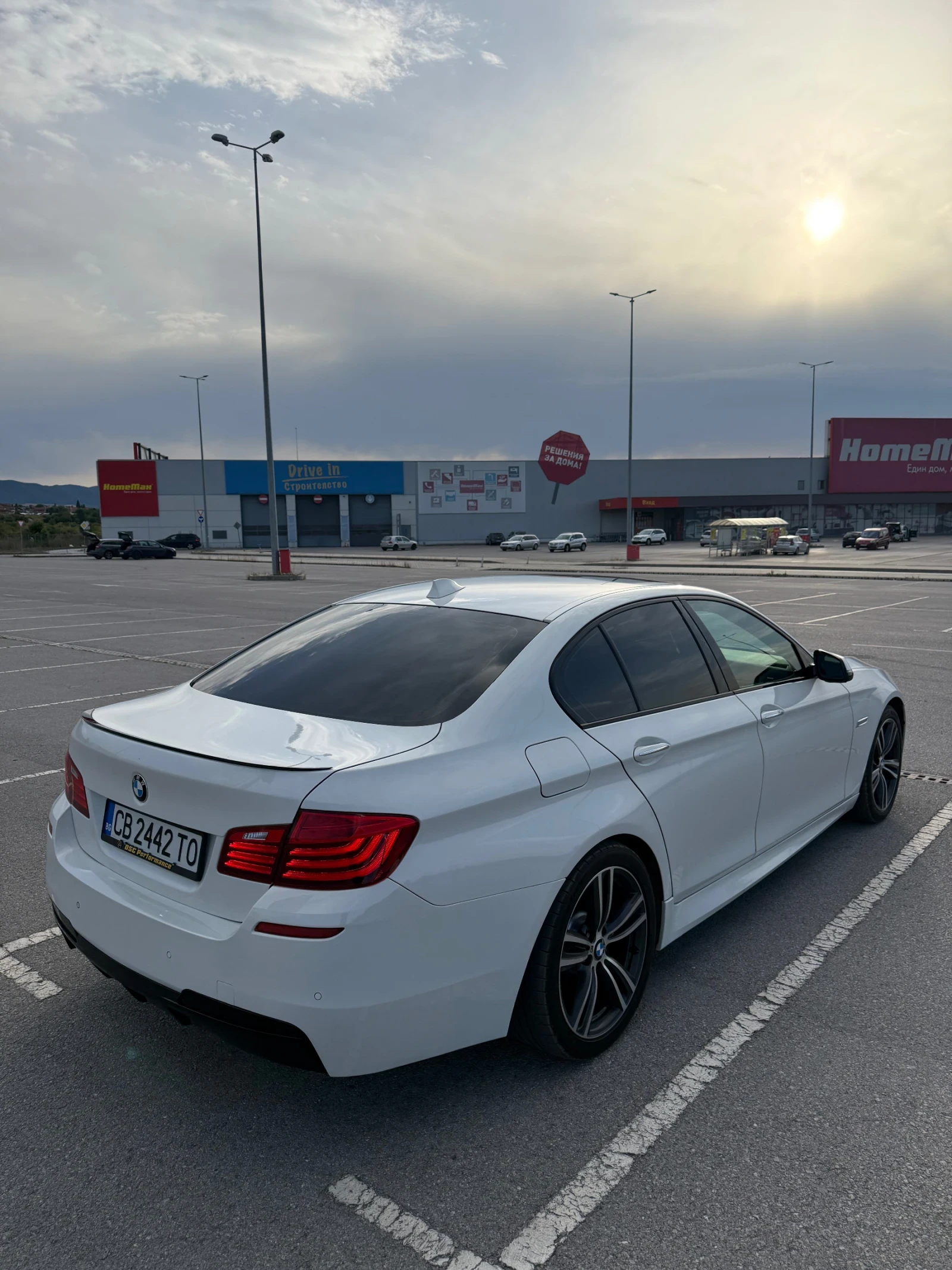BMW 528 i, снимка 2 - Автомобили и джипове - 55424583