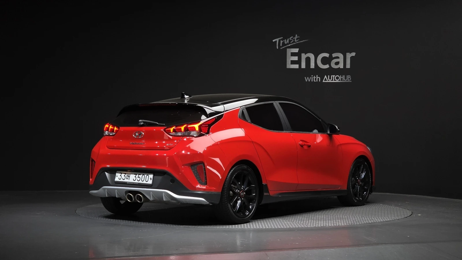 Hyundai Veloster  Sport 1.6 Turbo* ПОДГРЕВ ВОЛАН* hellascars.bg, снимка 2 - Автомобили и джипове - 55558745