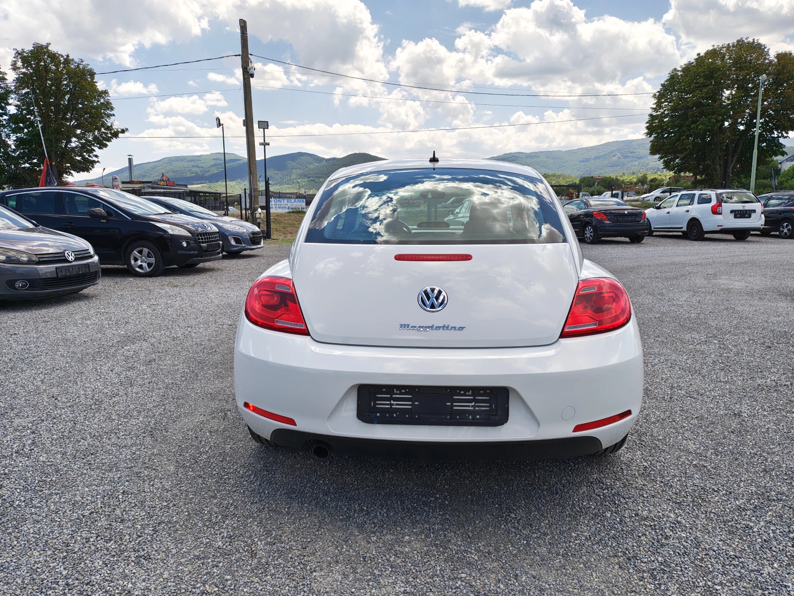 VW Beetle 1.6  TDI, снимка 5 - Автомобили и джипове - 55847192