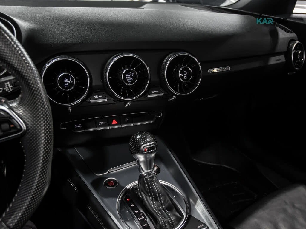 Audi Tt 2.0T * quattro * АвтоКредит * (ЦЕНА ДО БГ), снимка 16 - Автомобили и джипове - 56184933