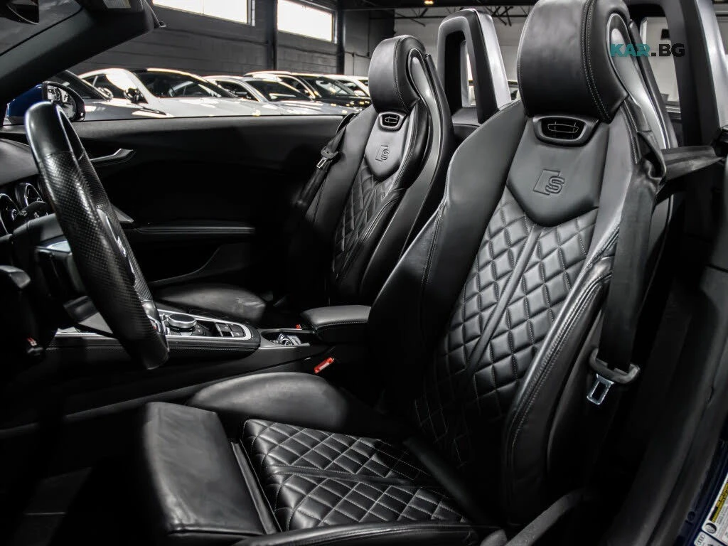 Audi Tt 2.0T * quattro * АвтоКредит * (ЦЕНА ДО БГ), снимка 12 - Автомобили и джипове - 56184933