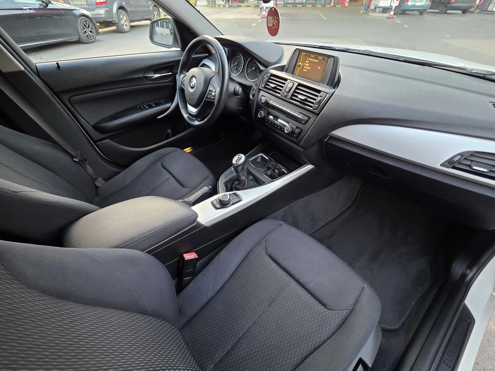BMW 118 Топ състояние лизинг , снимка 13 - Автомобили и джипове - 56426601