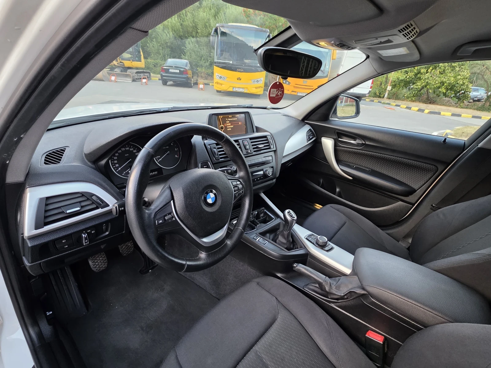 BMW 118 Топ състояние лизинг , снимка 14 - Автомобили и джипове - 56426601