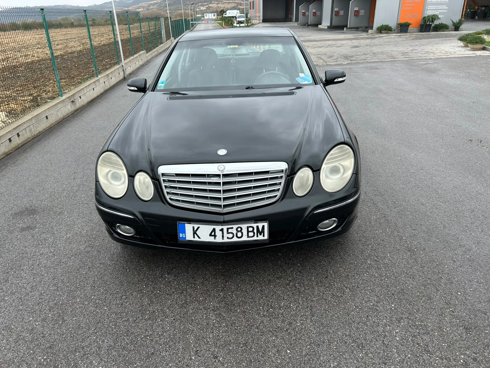 Mercedes-Benz E 280