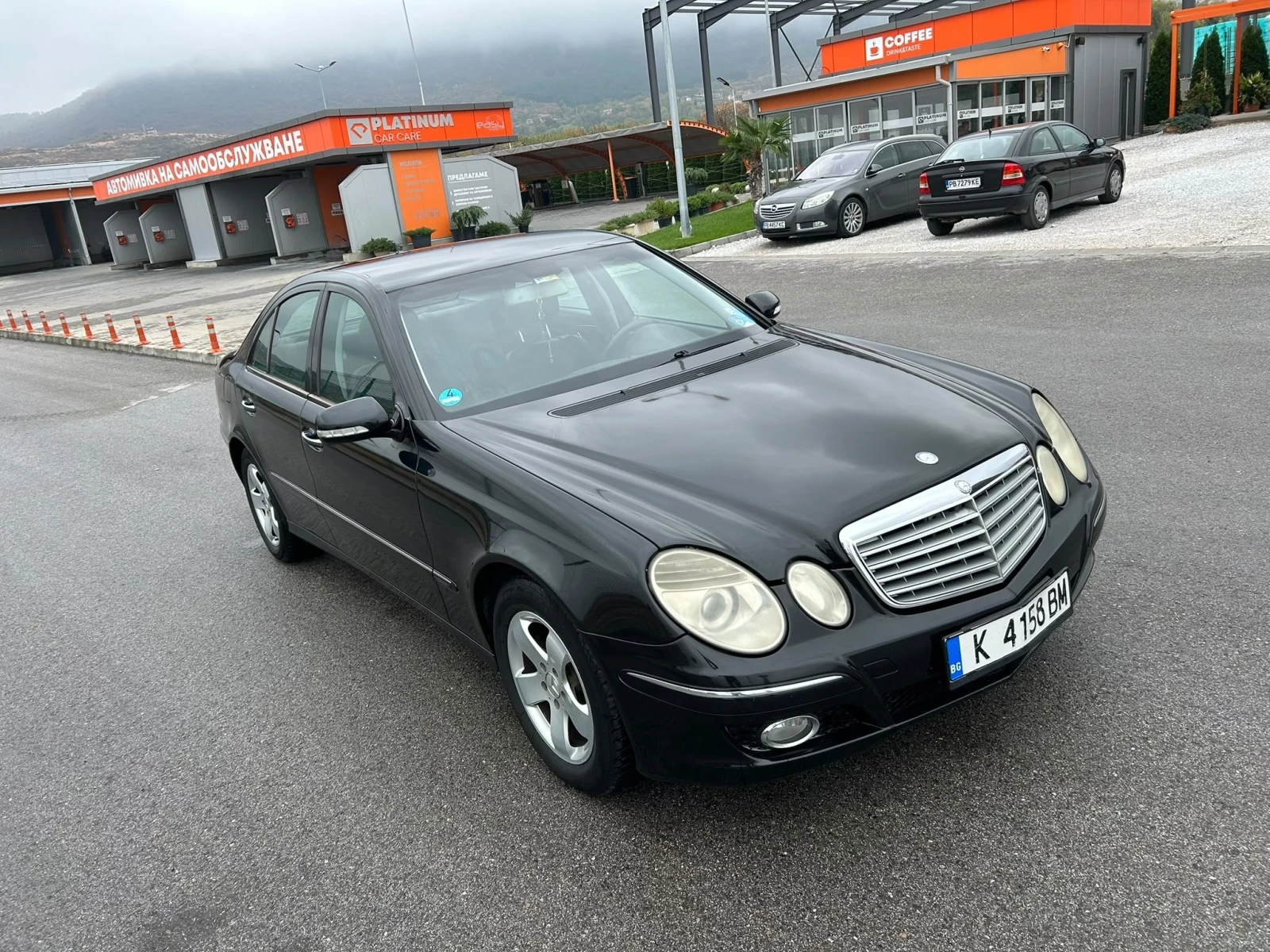 Mercedes-Benz E 280, снимка 4 - Автомобили и джипове - 56747946