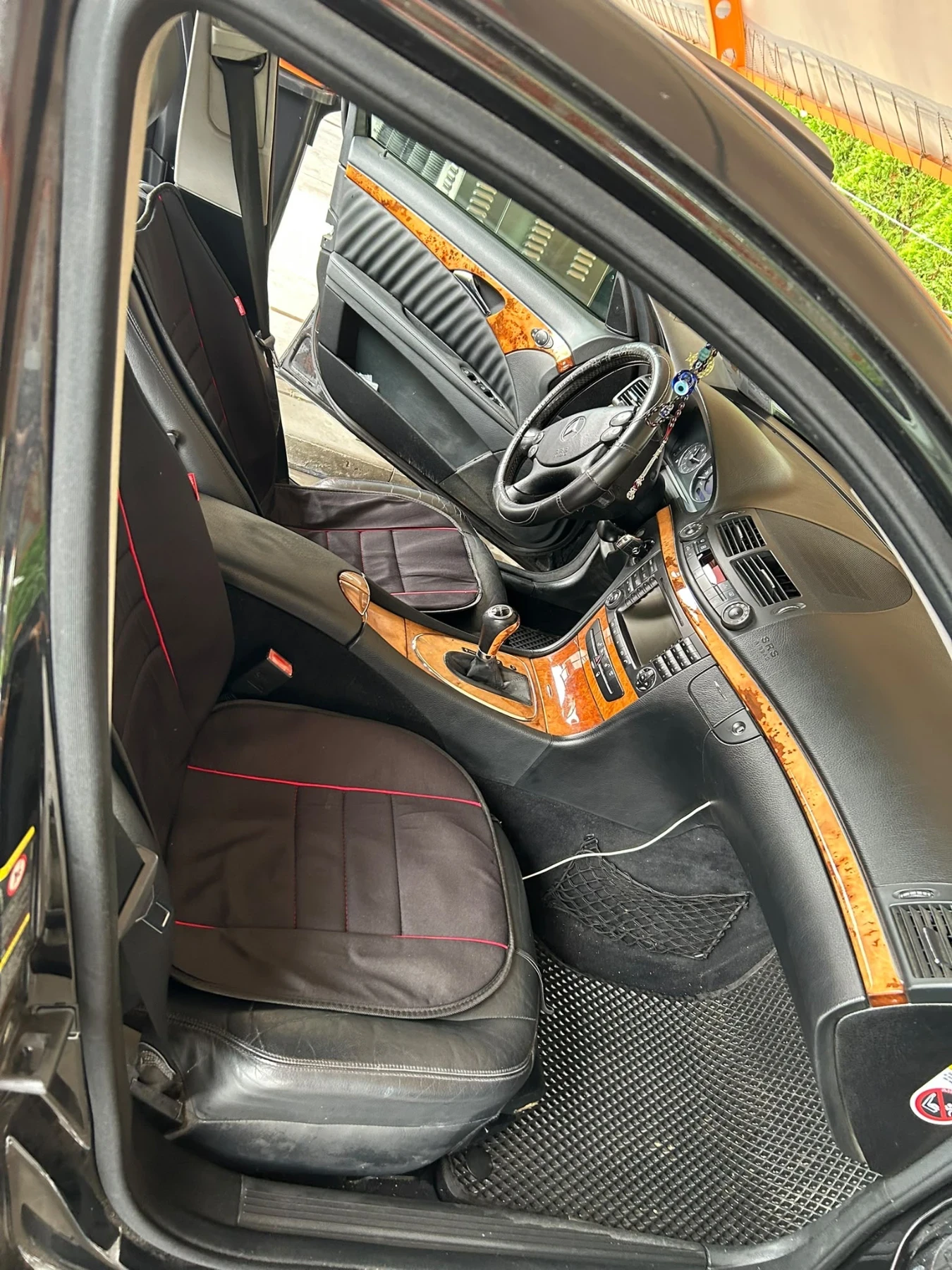 Mercedes-Benz E 280, снимка 12 - Автомобили и джипове - 56747946