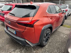     Lexus UX 250h 2.0 HYBRID F-SPORT 89.000km.