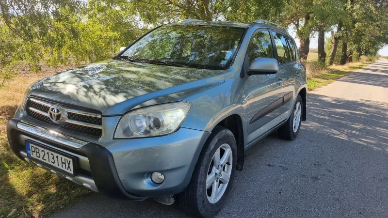 Toyota Rav4 136 кс, снимка 2 - Автомобили и джипове - 47580110