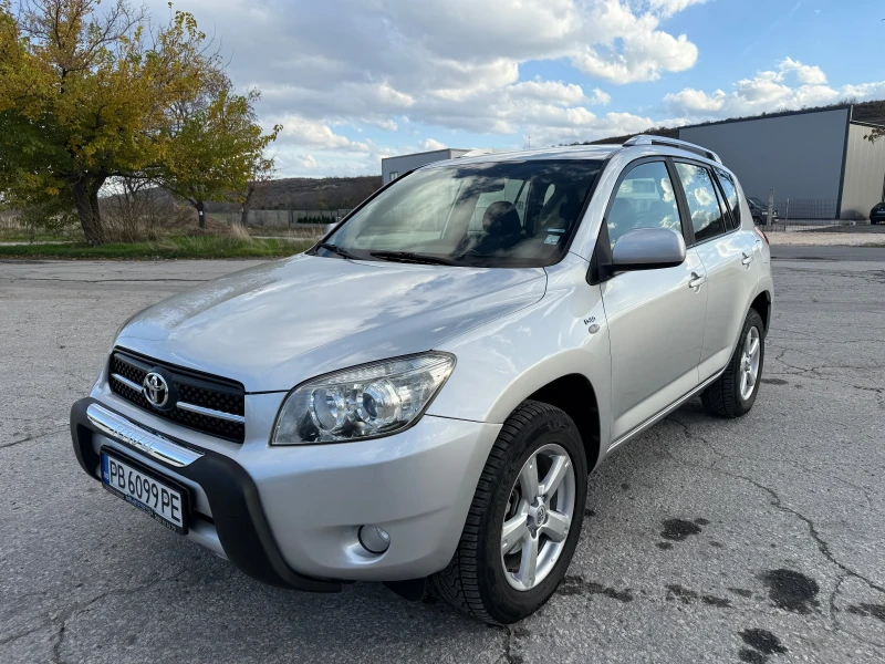 Toyota Rav4 2.2 D4D 136 K.C, снимка 3 - Автомобили и джипове - 52505515