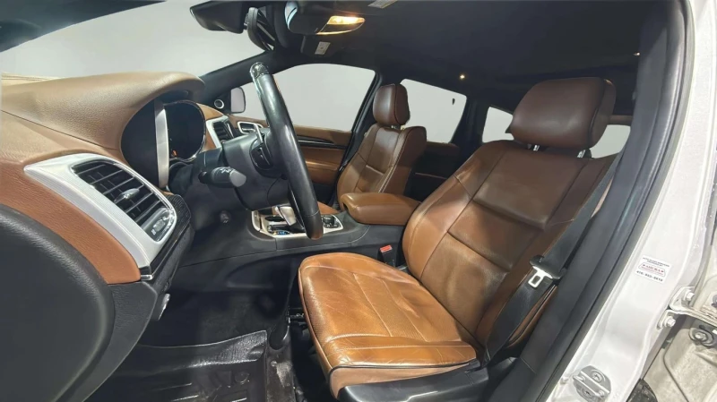 Jeep Grand cherokee 2018 Summit * CARFAX * БЕЗ ПЪРВОНАЧАЛНА ВНОСКА, снимка 8 - Автомобили и джипове - 53175238