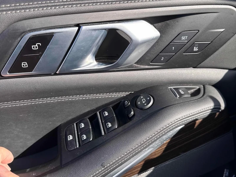 BMW X5 * xDrive40i * CARFAX * БЕЗ ПЪРВОНАЧАЛНА ВНОСКА, снимка 11 - Автомобили и джипове - 53187541