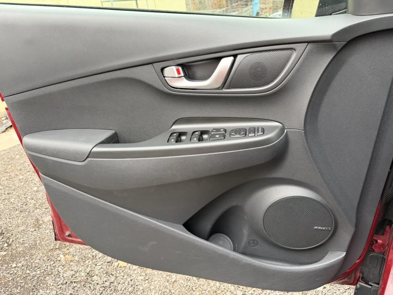 Hyundai Kona TREND 64KWH, снимка 12 - Автомобили и джипове - 53597847