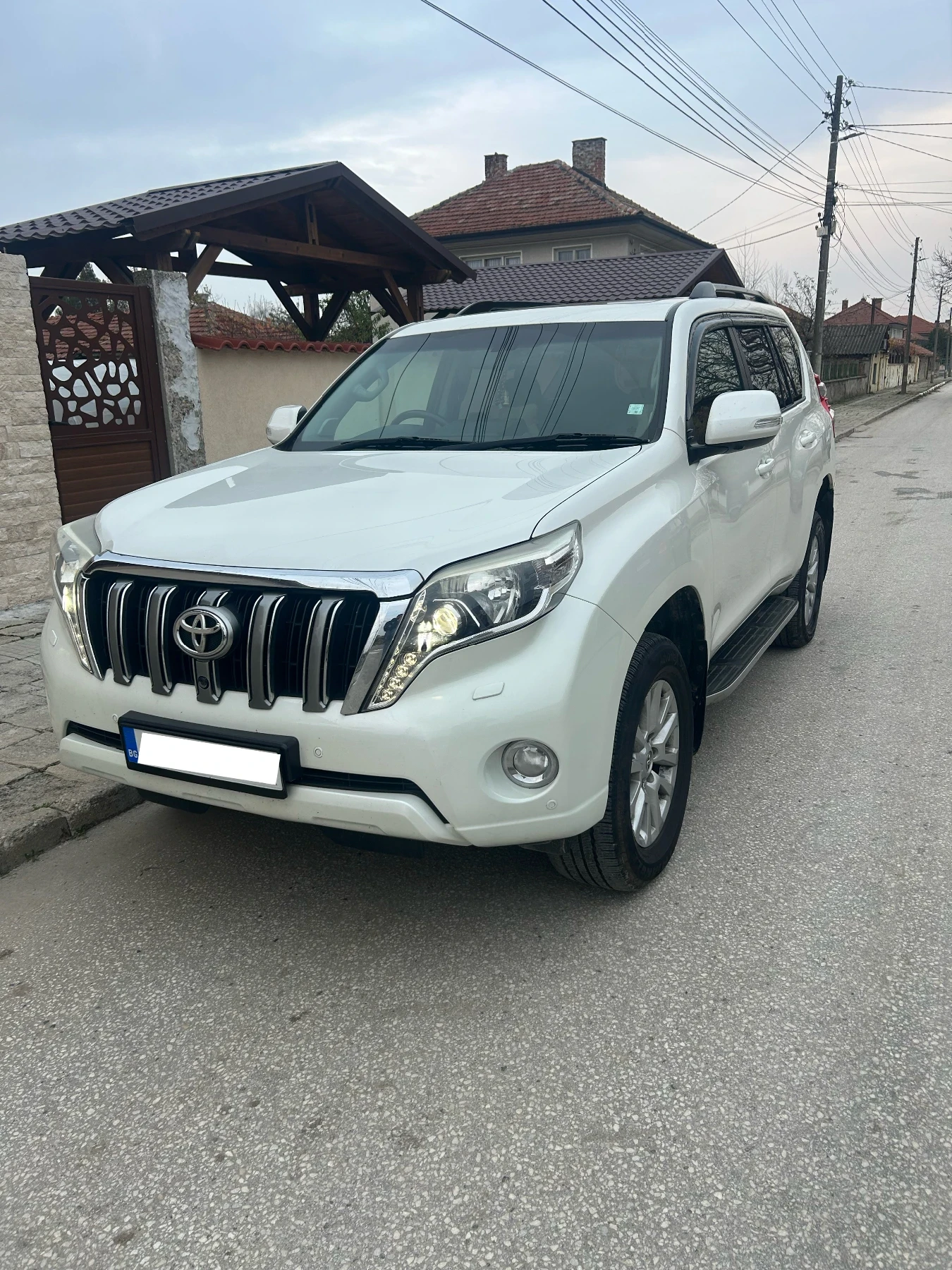 Toyota Land cruiser 150 Invincible D-4D 3.0, снимка 1