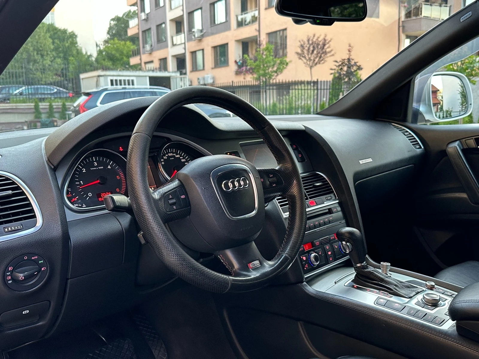 Audi Q7 4.2 TDI СМЕНЕНИ ВЕРИГИ/2 СОБСТВЕНИКА/ЛИЗИНГ - изображение 9