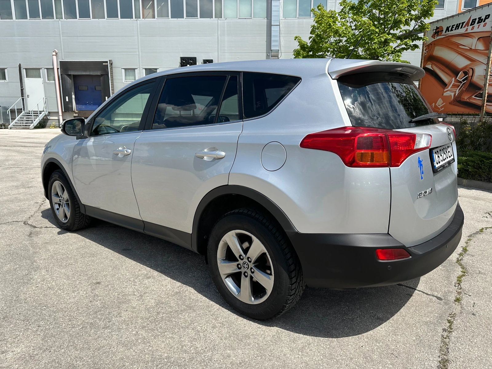 Toyota Rav4 2.0d 124 к.с. - изображение 3