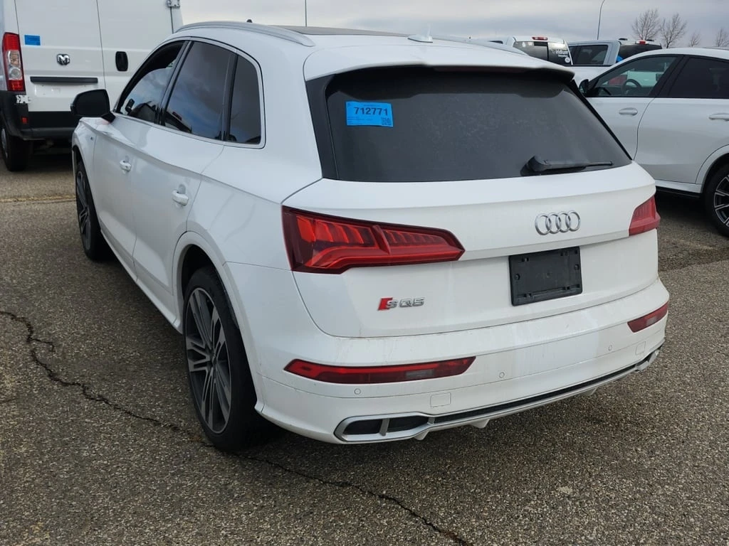 Audi SQ5 * quattro Prestige * CARFAX * БЕЗ ПЪРВОНАЧАЛНА ВНО - изображение 4