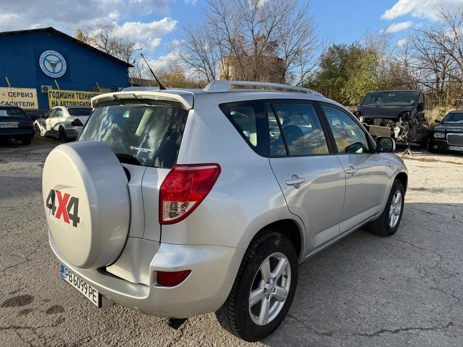 Toyota Rav4 2.2 D4D 136 K.C - изображение 8