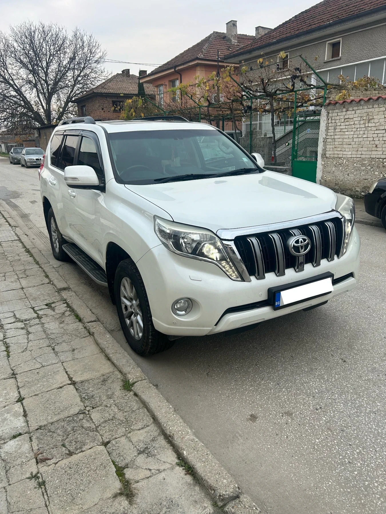 Toyota Land cruiser 150 Invincible D-4D 3.0 - изображение 3